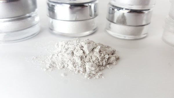White Sparkle Loose Eye shadow | Raw Beauty Minerals